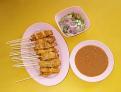 Moo Satay : brochettes de porc sauce cacahouettes