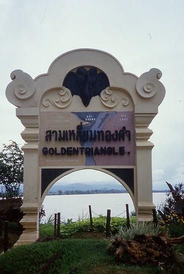 Chiang saen : monument du Triangle d'or