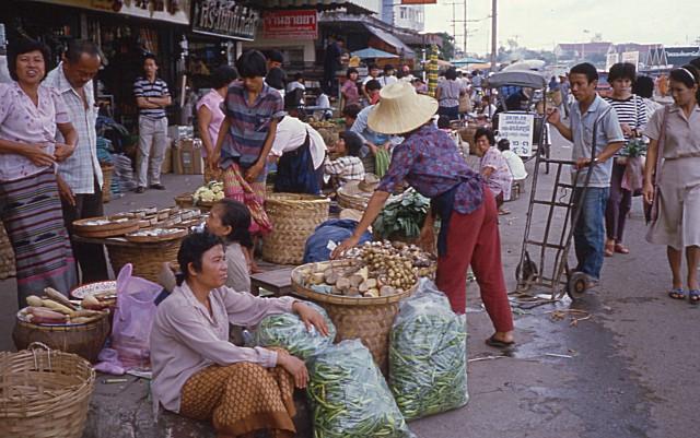 Chieng maï - le marché dans la rue