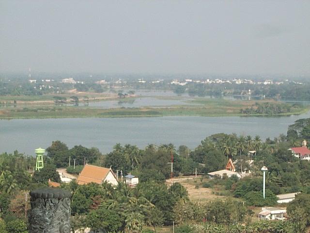 Kanchanaburi - Wat Tham Seua