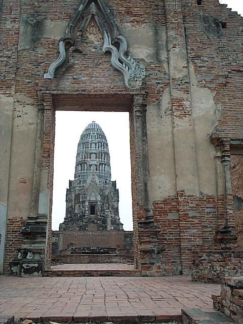 Wat Ratchaburana - Edifié en 1424